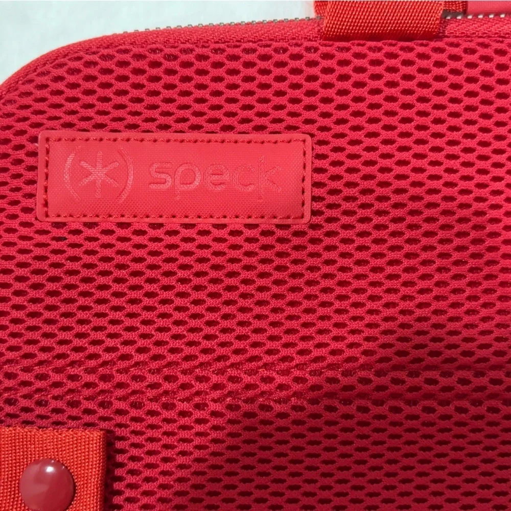 💻 Laptop Case Bag Sleeve – Fits 11-12 inch Devices (NWT) 🔴